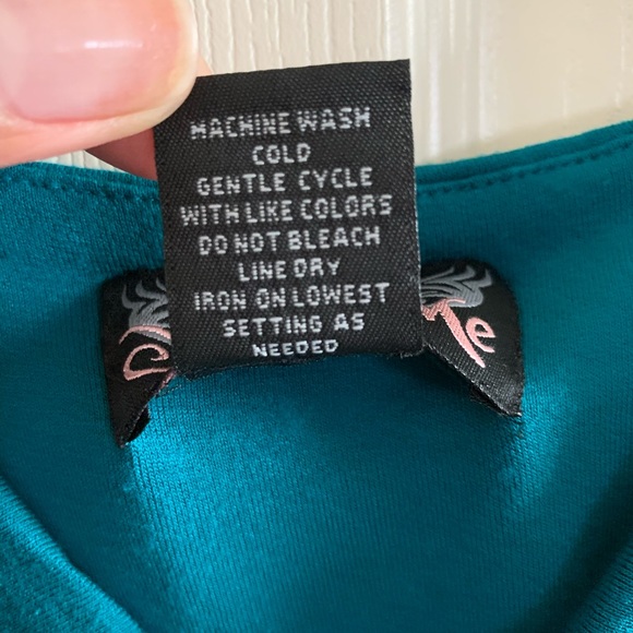 NWOT Ruched Front Double Layer Tank - Picture 5 of 7